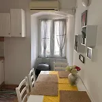 Flix Center Apartman